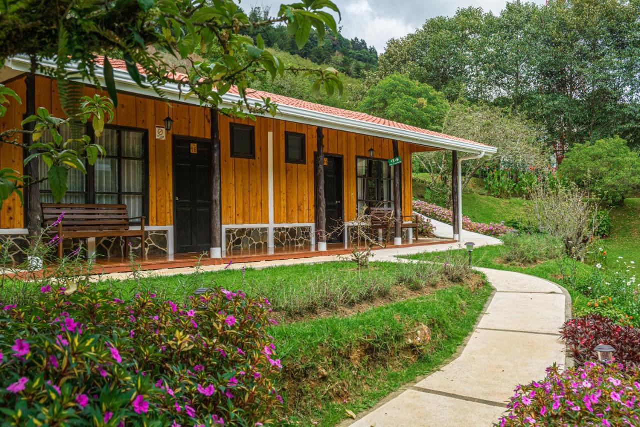 Hotel de Montaña Suria San Gerardo de Dota Exterior foto